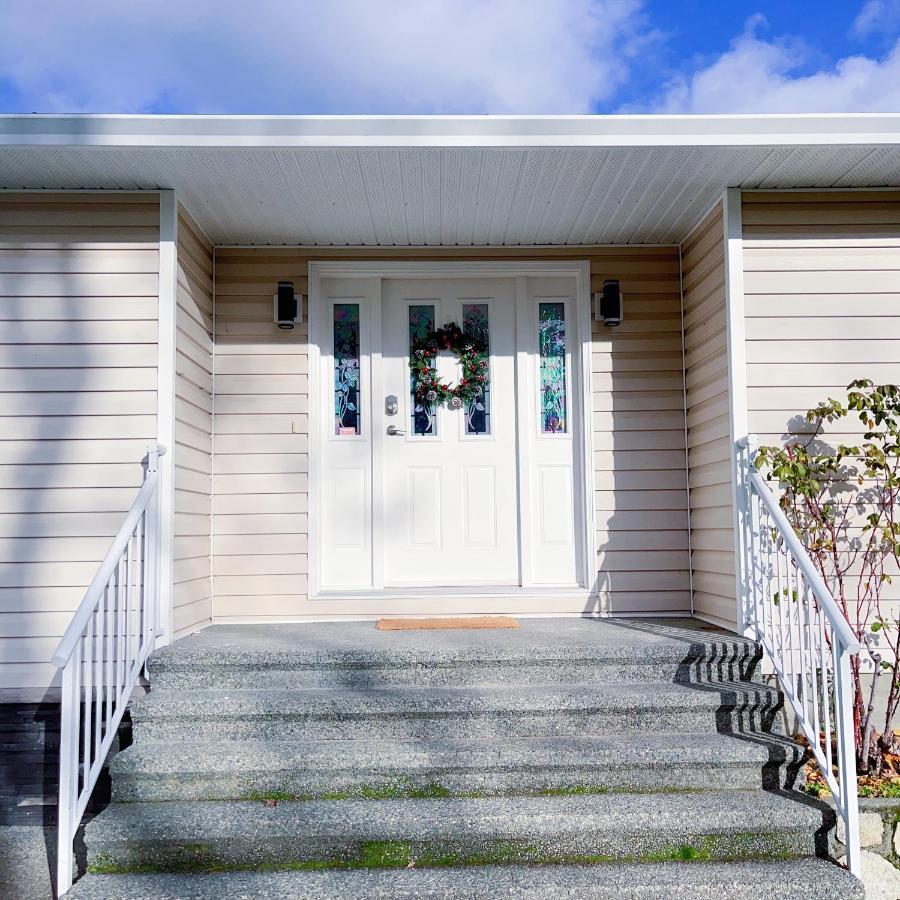 Quiet Three Bedrooms House วิกตอเรีย ภายนอก รูปภาพ