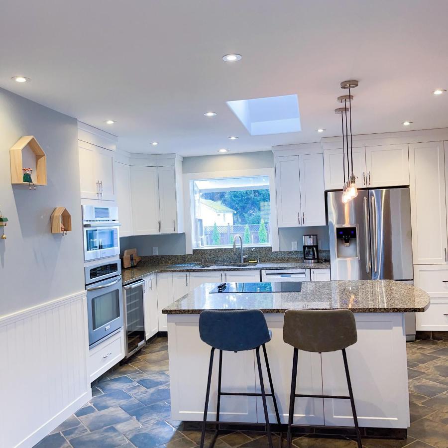 Quiet Three Bedrooms House วิกตอเรีย ภายนอก รูปภาพ
