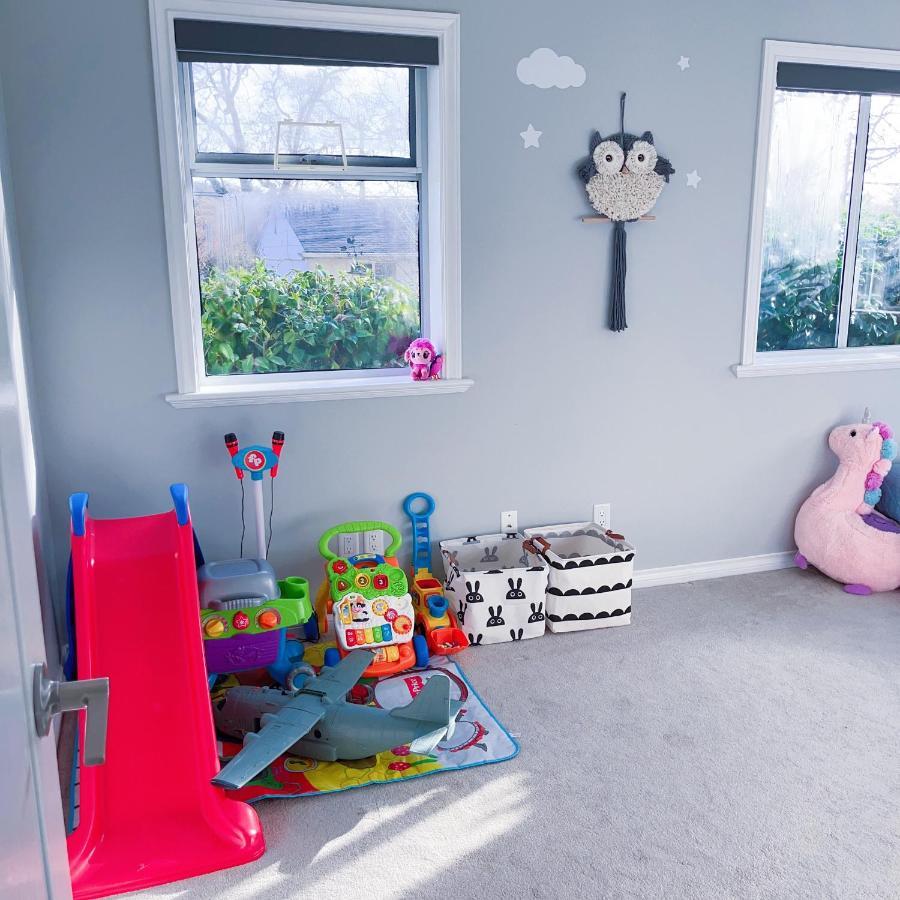 Quiet Three Bedrooms House วิกตอเรีย ภายนอก รูปภาพ