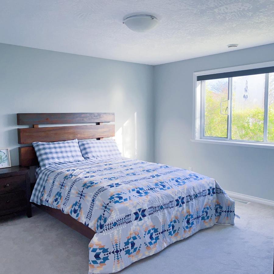Quiet Three Bedrooms House วิกตอเรีย ภายนอก รูปภาพ